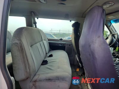 Zdjęcie 6 z 10 samochodu: 2013 FORD ECONOLINE E350 SUPER DUTY WAGON VIN:1FBSS3BL9DDA04711 - miniatura