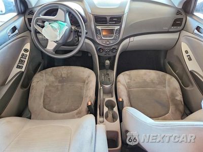 Zdjęcie 8 z 13 samochodu: 2016 HYUNDAI ACCENT SE VIN:KMHCT4AE8GU948215 - miniatura