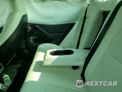 Zdjęcie 10 z 12 samochodu: 2023 TESLA MODEL 3 VIN:5YJ3E1EA4PF553977 - miniatura