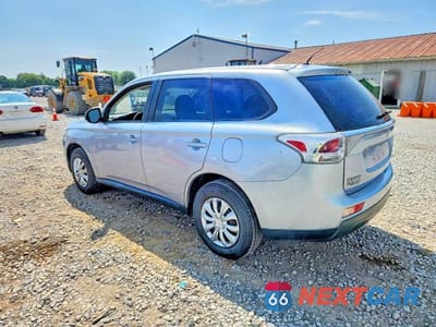 Drugie zdjęcie samochodu z przodu: 2014 MITSUBISHI OUTLANDER ES VIN:JA4AD2A37EZ001060 - miniatura