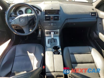 Zdjęcie 8 z 12 samochodu: 2008 MERCEDES-BENZ C 300 4MATIC VIN:WDDGF81X48F078917 - miniatura