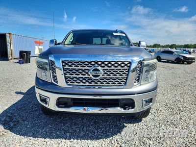 Piąte zdjęcie samochodu w środku: 2017 NISSAN TITAN SL VIN:1N6AA1E52HN518909 - miniatura