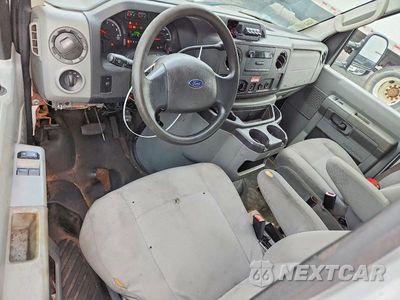 Zdjęcie 8 z 13 samochodu: 2011 FORD E350 VAN WITH BUCKET LIFT VIN:1FTSE3ES5BDB26100 - miniatura