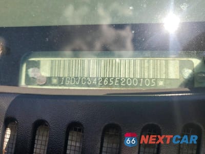 Zdjęcie 12 z 12 samochodu: 2005 GMC NEW SIERRA C3500 VIN:1GDJC34265E200105 - miniatura