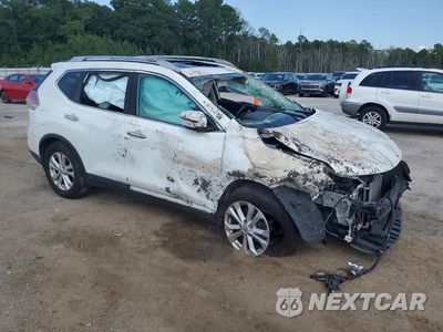 Czwarte zdjęcie samochodu z boku: 2016 NISSAN ROGUE SV VIN:5N1AT2MT9GC882950 - miniatura