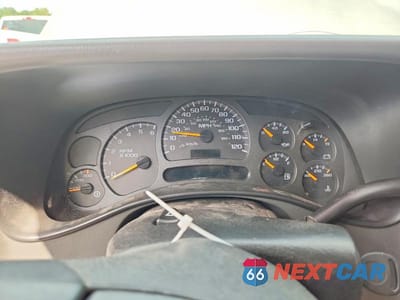 Zdjęcie 9 z 12 samochodu: 2003 GMC SIERRA K1500 HEAVY DUTY VIN:1GTGK13U83F158570 - miniatura