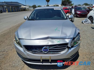 Piąte zdjęcie samochodu w środku: 2014 VOLVO S60 T5 VIN:YV1612FS8E2278792 - miniatura