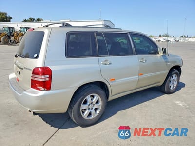Trzecie zdjęcie samochodu z tyłu: 2003 TOYOTA HIGHLANDER LIMITED VIN:JTEGF21A130086046 - miniatura