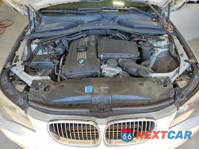 Zdjęcie 11 z 12 samochodu: 2010 BMW 535 XI VIN:WBAPT7C58AC237970 - miniatura