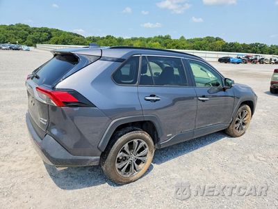 Trzecie zdjęcie samochodu z tyłu: 2024 TOYOTA RAV4 LIMITED VIN:JTMD6RFV9RD129576 - miniatura
