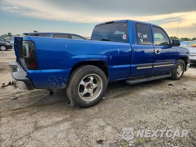Trzecie zdjęcie samochodu z tyłu: 2004 CHEVROLET SILVERADO C1500 VIN:2GCEC19V241158108 - miniatura