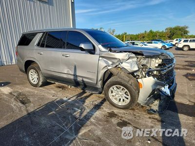 Czwarte zdjęcie samochodu z boku: 2023 CHEVROLET TAHOE K1500 LS VIN:1GNSKMET3PR386844 - miniatura