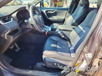 Zdjęcie 7 z 13 samochodu: 2024 TOYOTA RAV4 XSE VIN:4T3E6RFV8RU166738 - miniatura