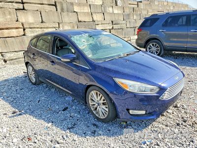 Czwarte zdjęcie samochodu z boku: 2016 FORD FOCUS TITANIUM VIN:1FADP3N21GL336070 - miniatura