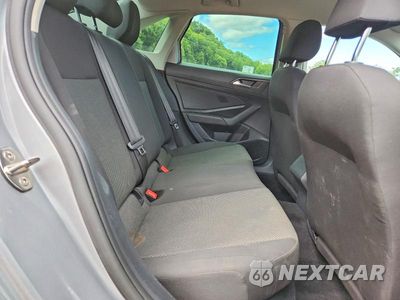 Zdjęcie 10 z 12 samochodu: 2019 VOLKSWAGEN JETTA S VIN:3VWN57BU2KM252409 - miniatura