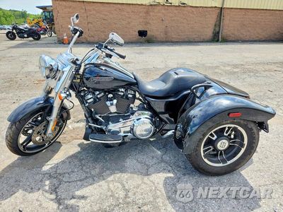 Trzecie zdjęcie samochodu z tyłu: 2019 HARLEY-DAVIDSON FLRT VIN:1HD1MCP14KB858165 - miniatura