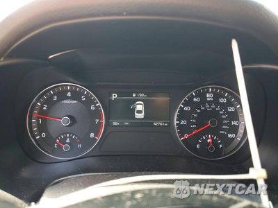 Zdjęcie 9 z 12 samochodu: 2024 KIA FORTE GT LINE VIN:3KPF54AD5RE718099 - miniatura