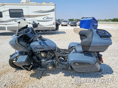 Trzecie zdjęcie samochodu z tyłu: 2024 INDIAN MOTORCYCLE CO. PURSUIT DARK HORSE VIN:56KLDDRRXR3430571 - miniatura
