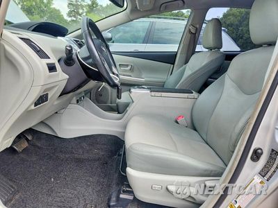 Zdjęcie 7 z 12 samochodu: 2014 TOYOTA PRIUS V FIVE VIN:JTDZN3EU8EJ012047 - miniatura