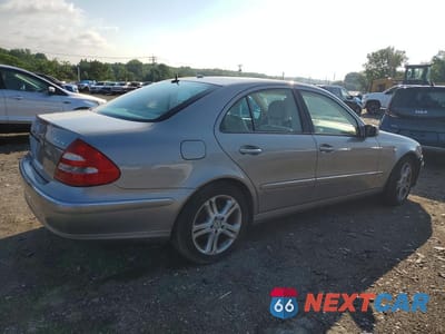 Trzecie zdjęcie samochodu z tyłu: 2006 MERCEDES-BENZ E 350 4MATIC VIN:WDBUF87J66X202109 - miniatura