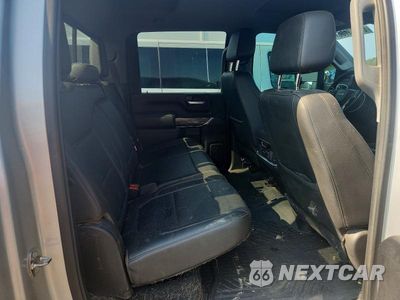 Zdjęcie 10 z 13 samochodu: 2020 CHEVROLET SILVERADO K3500 LTZ VIN:1GC4YUEY3LF222517 - miniatura