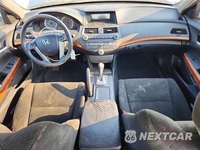 Zdjęcie 8 z 12 samochodu: 2011 HONDA ACCORD EX VIN:1HGCP3F78BA029520 - miniatura