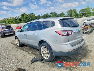 Drugie zdjęcie samochodu z przodu: 2015 CHEVROLET TRAVERSE LT VIN:1GNKRGKD8FJ102194 - miniatura