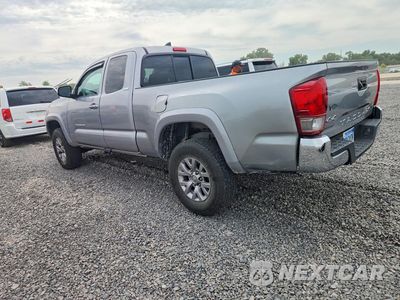 Drugie zdjęcie samochodu z przodu: 2016 TOYOTA TACOMA SR5 VIN:5TFSX5EN8GX042245 - miniatura