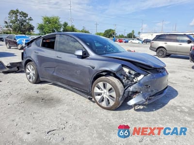 Czwarte zdjęcie samochodu z boku: 2020 TESLA MODEL Y VIN:5YJYGDEE4LF047032 - miniatura