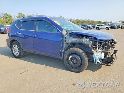 Czwarte zdjęcie samochodu z boku: 2017 NISSAN ROGUE SV VIN:JN8AT2MV4HW018446 - miniatura