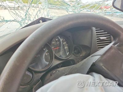 Zdjęcie 9 z 11 samochodu: 2011 CHEVROLET SILVERADO C1500 VIN:1GCNCPEA0BF128357 - miniatura