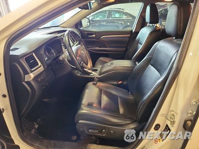 Zdjęcie 7 z 13 samochodu: 2017 TOYOTA HIGHLANDER LIMITED VIN:5TDDZRFH9HS478998 - miniatura