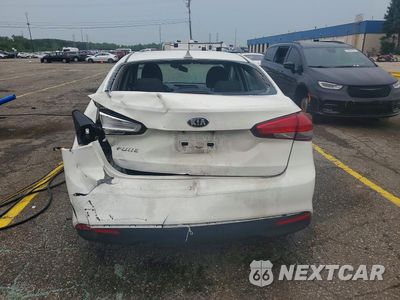 Zdjęcie 6 z 12 samochodu: 2018 KIA FORTE LX VIN:3KPFK4A79JE182023 - miniatura