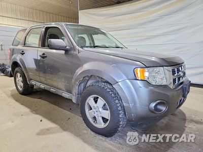 Czwarte zdjęcie samochodu z boku: 2009 FORD ESCAPE XLS VIN:1FMCU92769KB27400 - miniatura