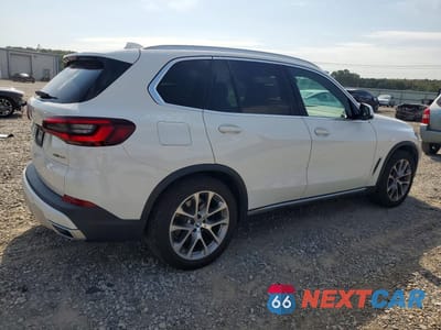 Trzecie zdjęcie samochodu z tyłu: 2021 BMW X5 XDRIVE40I VIN:5UXCR6C03M9F26739 - miniatura