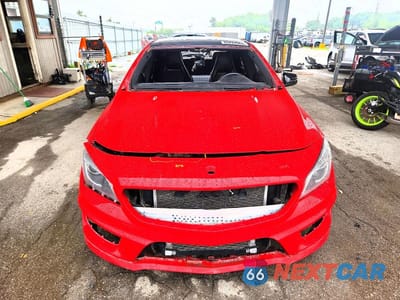 Piąte zdjęcie samochodu w środku: 2015 MERCEDES-BENZ CLA 45 AMG VIN:WDDSJ5CB6FN246312 - miniatura