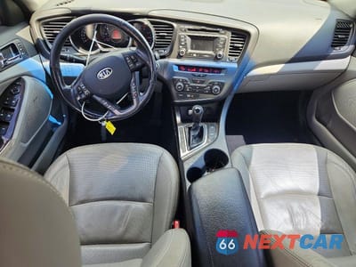 Zdjęcie 8 z 13 samochodu: 2012 KIA OPTIMA EX VIN:5XXGN4A60CG026059 - miniatura