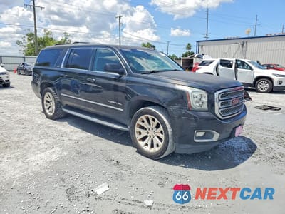 Czwarte zdjęcie samochodu z boku: 2016 GMC YUKON XL K1500 SLT VIN:1GKS2GKC2GR386692 - miniatura