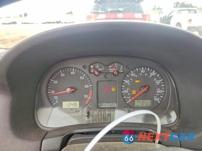 Zdjęcie 9 z 12 samochodu: 2000 VOLKSWAGEN JETTA GLS VIN:3VWSA29M5YM012707 - miniatura