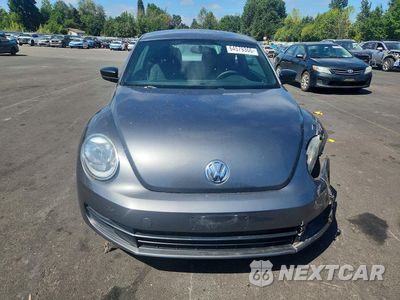 Piąte zdjęcie samochodu w środku: 2014 VOLKSWAGEN BEETLE VIN:3VWF17AT6EM634388 - miniatura