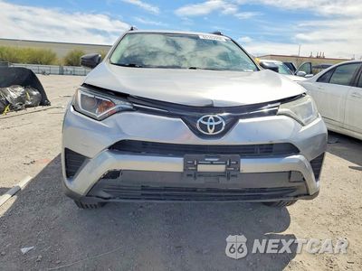 Piąte zdjęcie samochodu w środku: 2016 TOYOTA RAV4 LE VIN:2T3ZFREV2GW287670 - miniatura