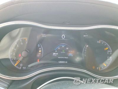 Zdjęcie 9 z 13 samochodu: 2015 JEEP GRAND CHEROKEE OVERLAND VIN:1C4RJFCG3FC111097 - miniatura