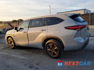 Drugie zdjęcie samochodu z przodu: 2022 TOYOTA HIGHLANDER HYBRID BRONZE EDITION VIN:5TDAARAH2NS514429 - miniatura