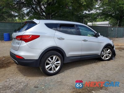 Trzecie zdjęcie samochodu z tyłu: 2014 HYUNDAI SANTA FE SPORT 2.0T VIN:5XYZWDLA2EG166443 - miniatura