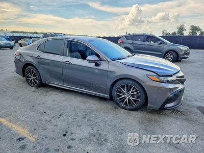 Czwarte zdjęcie samochodu z boku: 2024 TOYOTA CAMRY SE VIN:4T1G11AK6RU887140 - miniatura