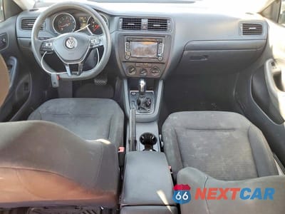 Zdjęcie 8 z 12 samochodu: 2015 VOLKSWAGEN JETTA BASE VIN:3VW2K7AJ9FM291491 - miniatura