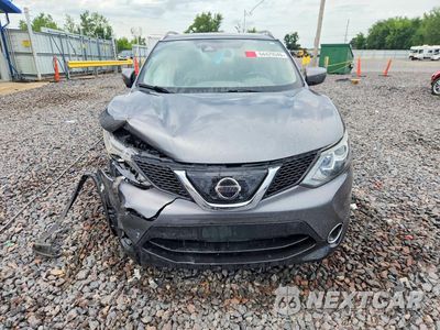 Piąte zdjęcie samochodu w środku: 2019 NISSAN ROGUE SPORT SV VIN:JN1BJ1CR5KW328779 - miniatura