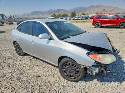 Czwarte zdjęcie samochodu z boku: 2010 HYUNDAI ELANTRA GLS VIN:KMHDU4AD8AU836899 - miniatura