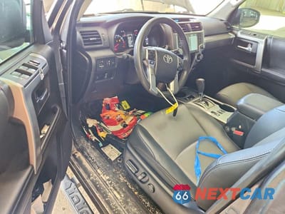 Zdjęcie 8 z 13 samochodu: 2021 TOYOTA 4RUNNER SR5 PREMIUM VIN:JTEFU5JR3M5244531 - miniatura
