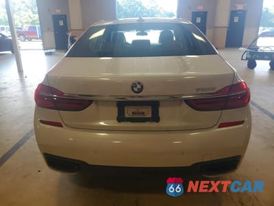 Zdjęcie 6 z 12 samochodu: 2019 BMW 750 I VIN:WBA7F0C58KGM25235 - miniatura